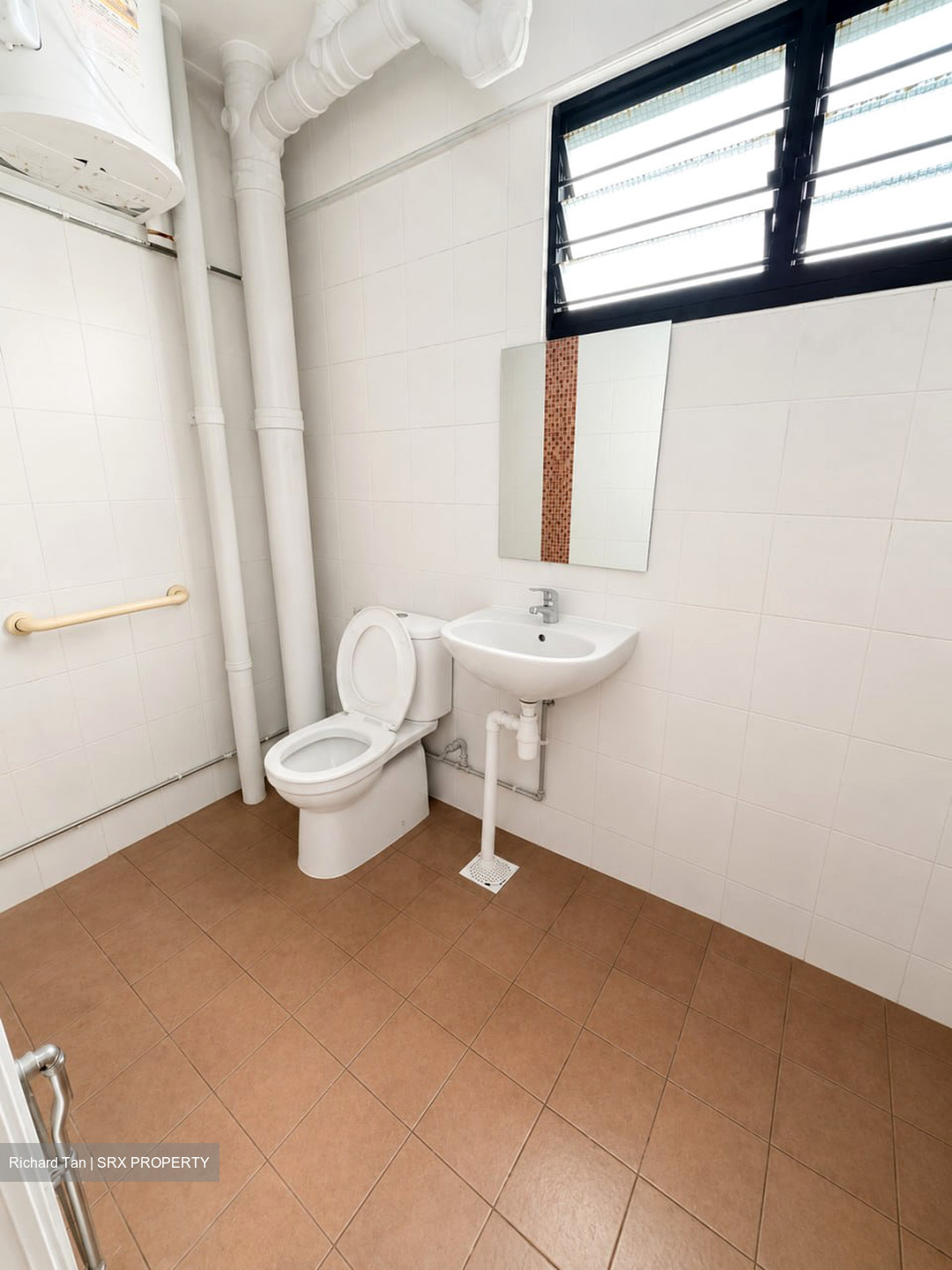 Blk 449 Tampines Street 42 (Tampines), HDB 5 Rooms #583805281